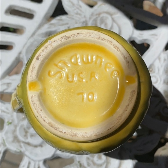 SHAWNEE GLAZED POTTERY- ANTIQUE COLLECTABLE🌽 - Picture 3 of 6